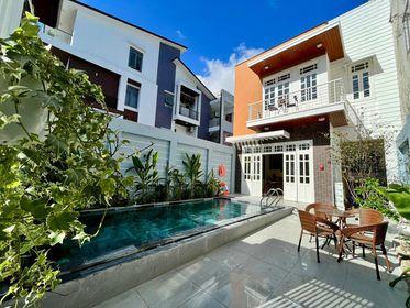 Discover Your Ultimate Retreat: Exquisite Pool Villas Near Vincom Da Nang