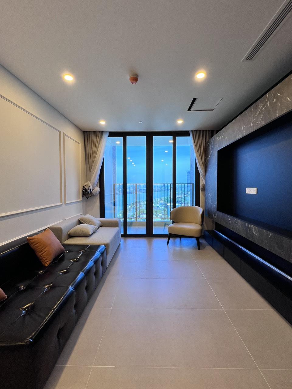 Han River & Son Tra Peninsula View _ New fully furniture Risemount 2 bedroom apartment 